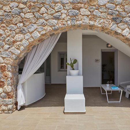Orabel Suites Santorini (Adults Only) Playa de Perivolos Exterior foto