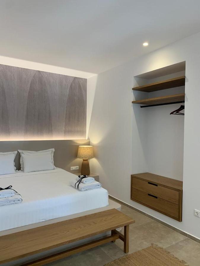 Orabel Suites Santorini (Adults Only) Playa de Perivolos Exterior foto
