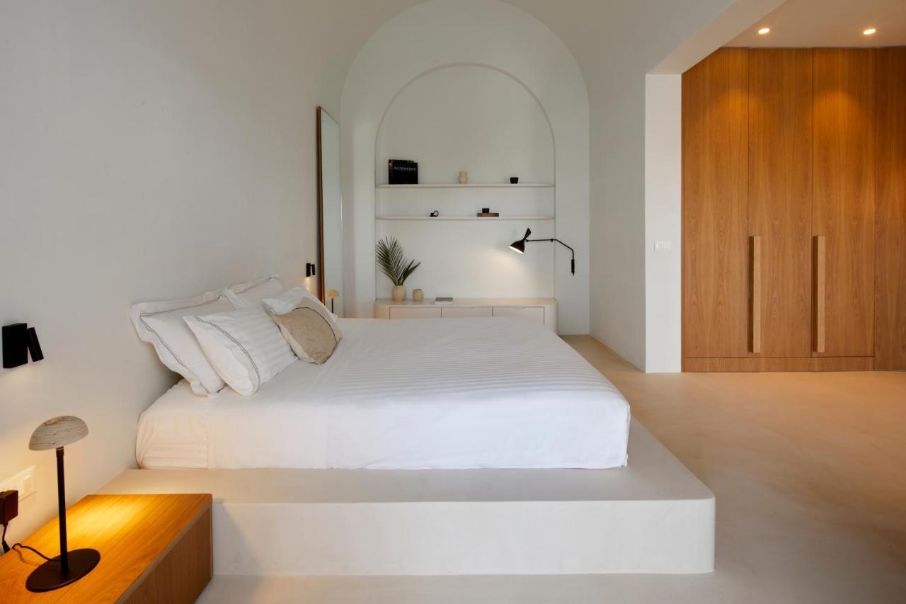 Orabel Suites Santorini (Adults Only) Playa de Perivolos Exterior foto