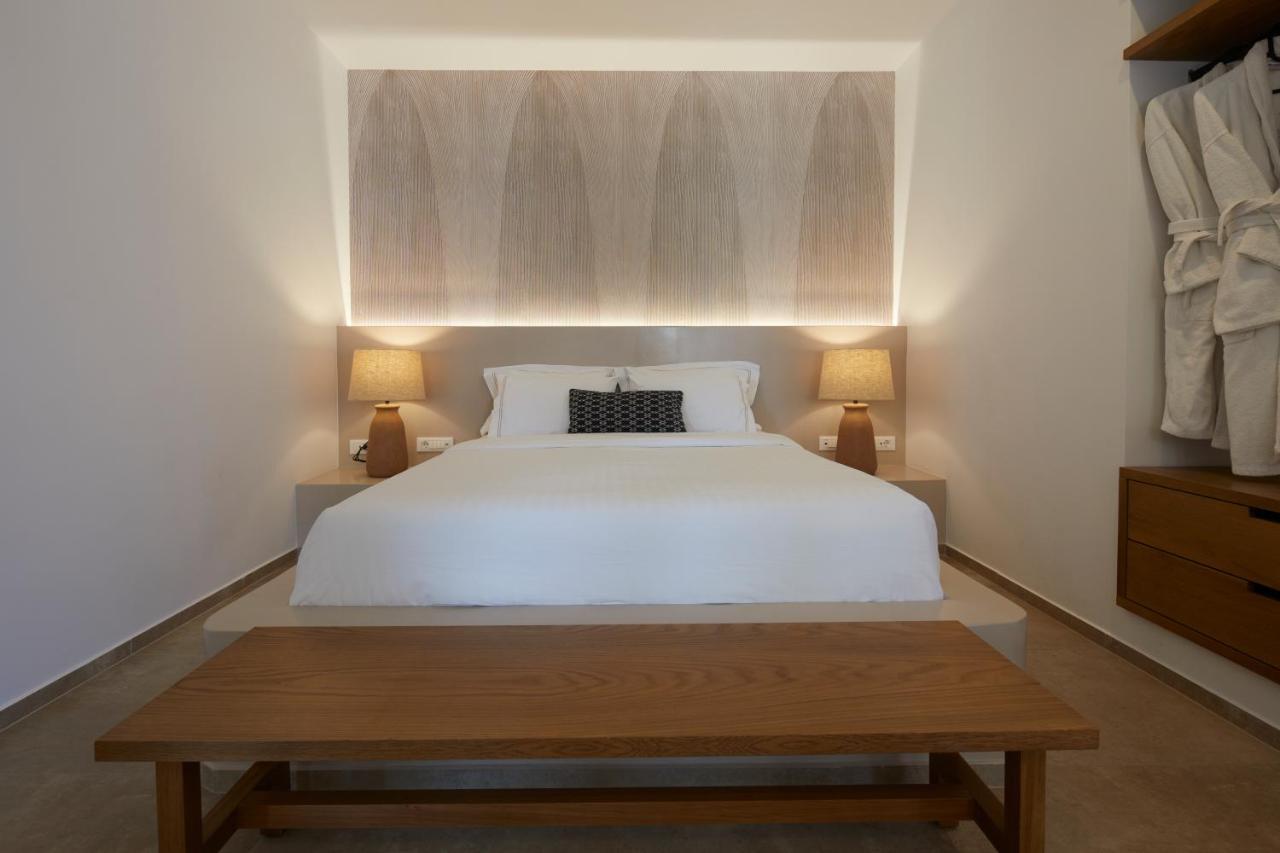 Orabel Suites Santorini (Adults Only) Playa de Perivolos Exterior foto