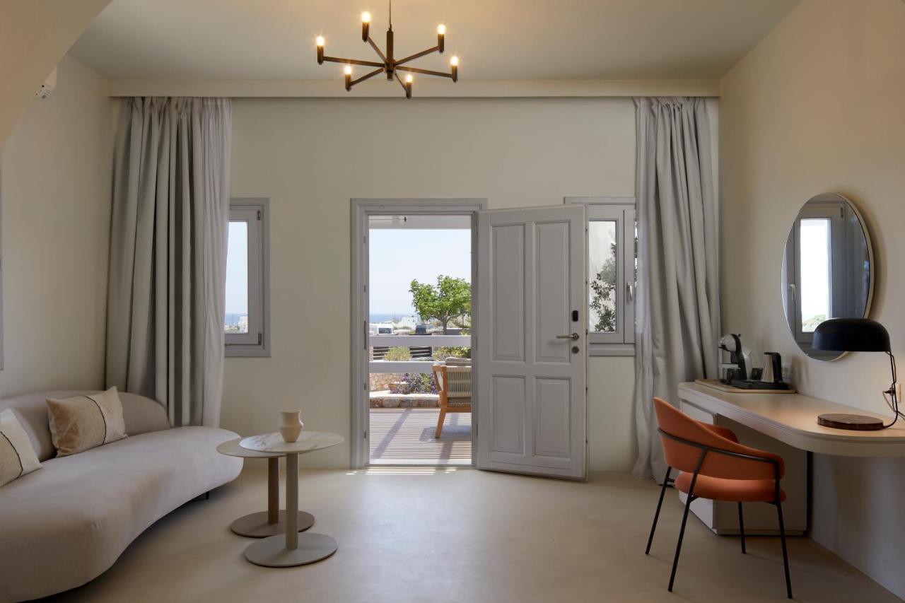 Orabel Suites Santorini (Adults Only) Playa de Perivolos Exterior foto