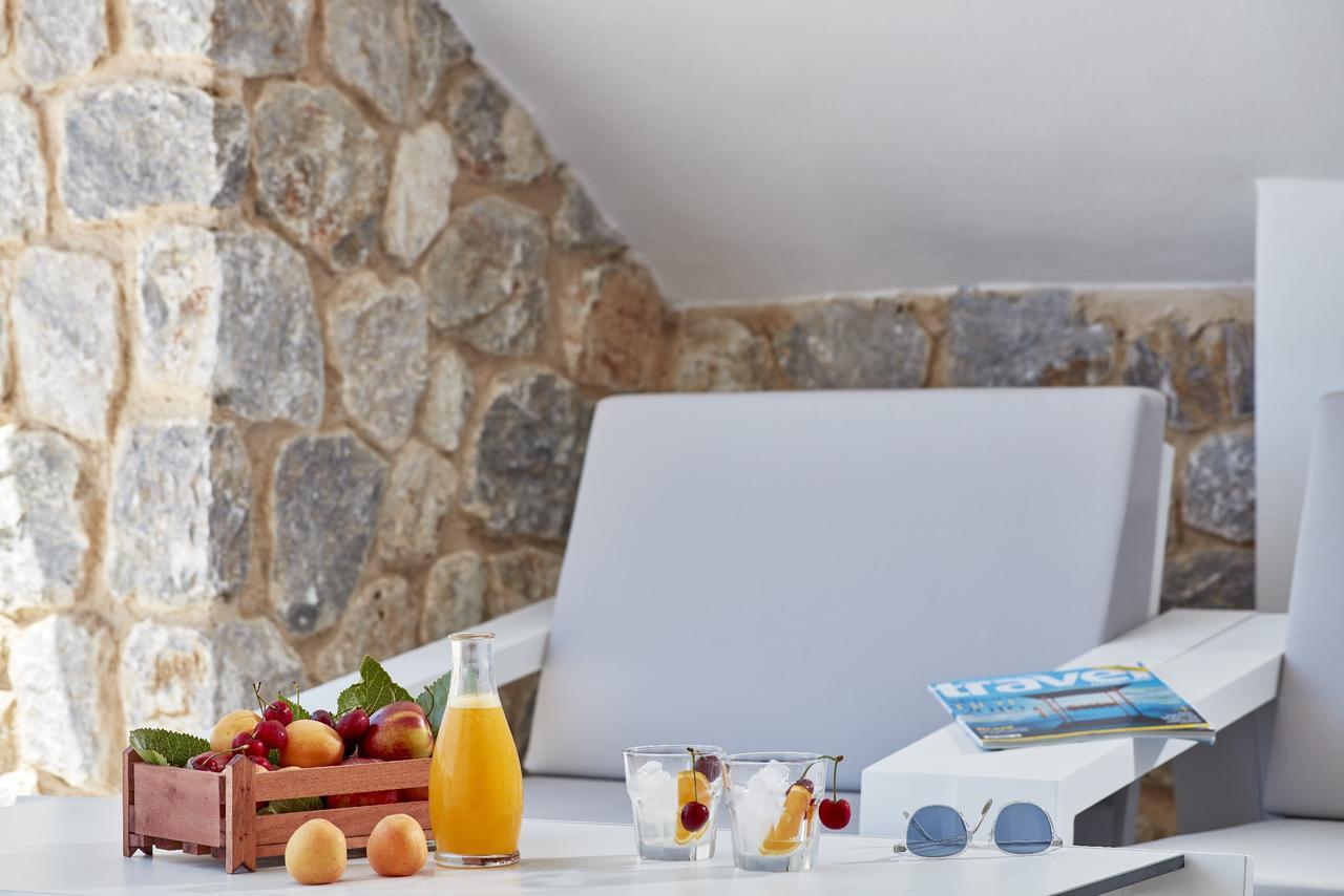 Orabel Suites Santorini (Adults Only) Playa de Perivolos Exterior foto