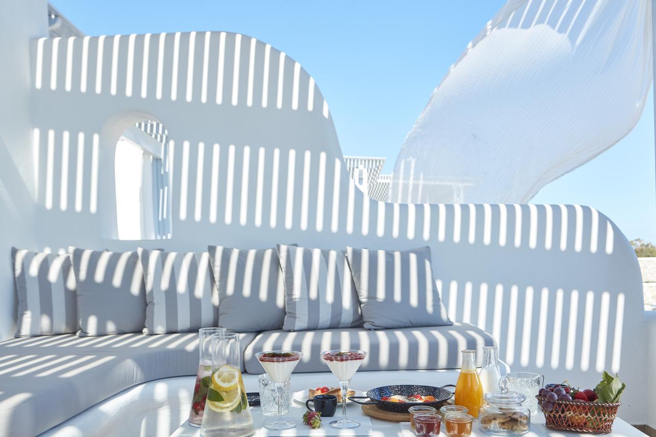 Orabel Suites Santorini (Adults Only) Playa de Perivolos Exterior foto